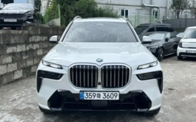 스타렉스벤 중고차 X7 (G07) xDrive 40i M 스포츠 매물 사진 9 - 2025/07 13,810km