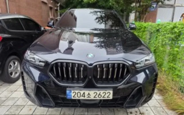 스타렉스벤 중고차 X6 (G06) xDrive 30d M 스포츠 매물 사진 20 - 2024/02 40,558km